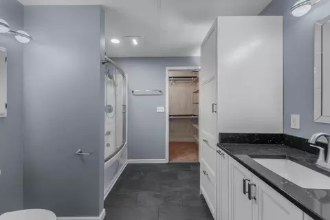 Bath - 3771 Reading Rd E, Osseo, MI 49266 photo 2 of 4