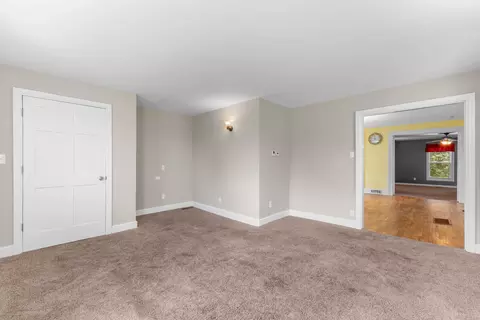 Living - 3771 Reading Rd E, Osseo, MI 49266 photo 5 of 6