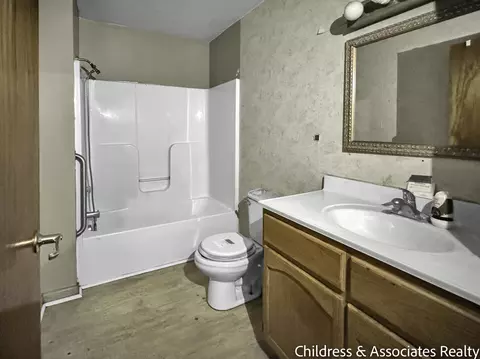 Bath - 912 E James St, White Cloud, MI 49349 photo 1 of 1