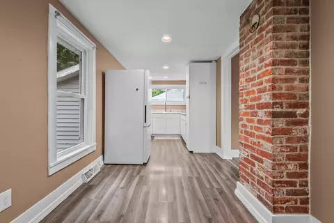 Entry Way - 143 State St, Bronson, MI 49028 photo 1 of 2