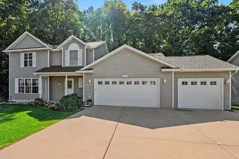 315 Abbington Cir, Battle Creek, MI 49015