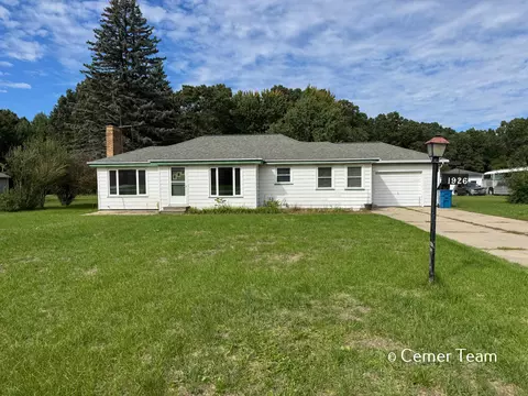 1926 Shettler Rd, Muskegon, MI 49444