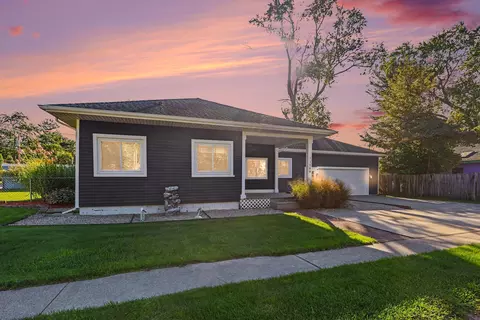 17588 Reenders St, Spring Lake, MI 49456