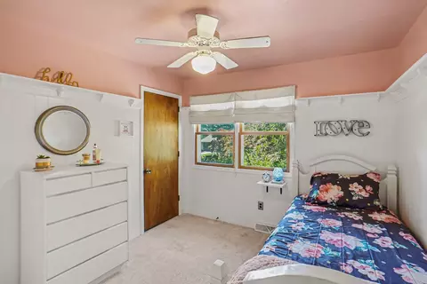 Bedroom - 7426 Windgate Dr, Jenison, MI 49428 photo 2 of 4
