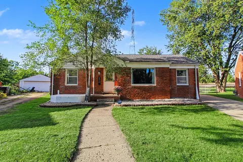 6310 Buckingham Ave, Allen Park, MI 48101