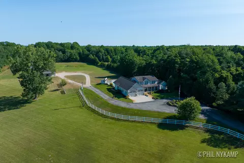 6325 143rd Ave, Holland, MI 49423