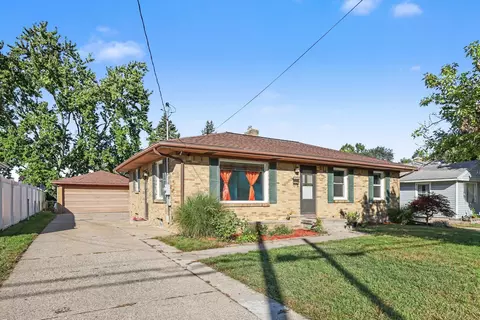 3353 Boone Ave SW, Wyoming, MI 49519