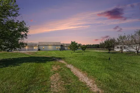 90590 County Road 215, Decatur, MI 49045