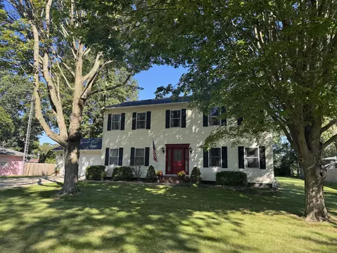 412 Liberty Rd, Sturgis, MI 49091