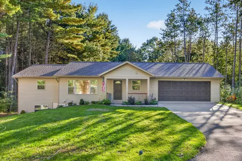 10807 Crawford Lake Trl, Cedar Springs, MI 49319