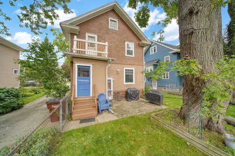 Exterior - 609 Mcbride St, Jackson, MI 49203 photo 9 of 12
