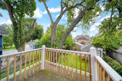 Exterior - 609 Mcbride St, Jackson, MI 49203 photo 6 of 12