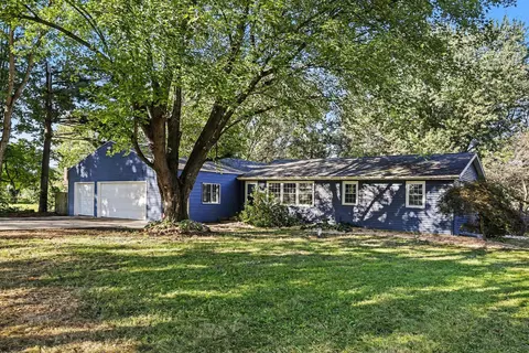8081 N 27th St, Richland, MI 49083