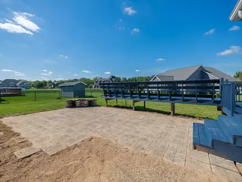 Exterior - 904 Eley St, Otsego, MI 49078 photo 5 of 8