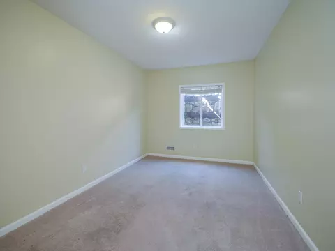 Bedroom - 904 Eley St, Otsego, MI 49078 photo 6 of 6