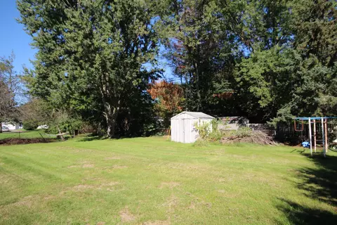 Exterior - 13738 E Tremblay Dr, Vicksburg, MI 49097 photo 4 of 4