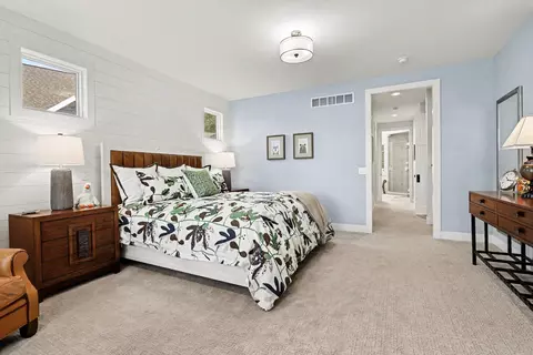 Bedroom - 140 E Gull Lake Dr, Augusta, MI 49012 photo 2 of 5