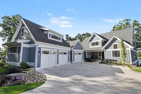 Exterior - 140 E Gull Lake Dr, Augusta, MI 49012 photo 13 of 16