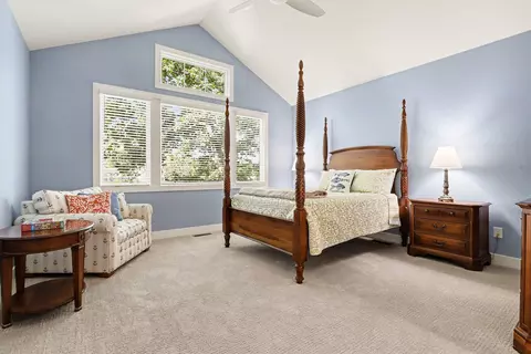 Bedroom - 140 E Gull Lake Dr, Augusta, MI 49012 photo 5 of 5