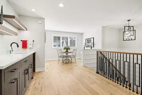 Entry Way - 140 E Gull Lake Dr, Augusta, MI 49012 photo 3 of 4