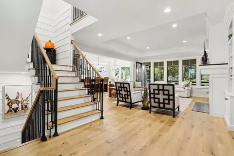 Entry Way - 140 E Gull Lake Dr, Augusta, MI 49012 photo 2 of 4