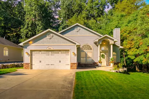 9632 Woodlawn Dr, Portage, MI 49002