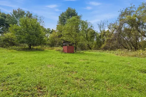 Exterior - 9112 E Miller Rd, Durand, MI 48429 photo 9 of 9