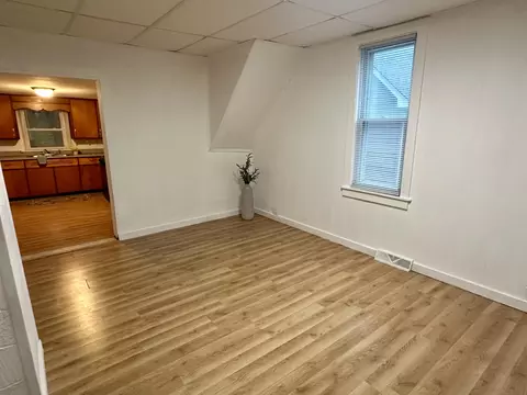 Living - 526 Davis St, Manistee, MI 49660 photo 3 of 3