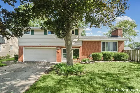 910 Mulford Dr SE, Grand Rapids, MI 49507