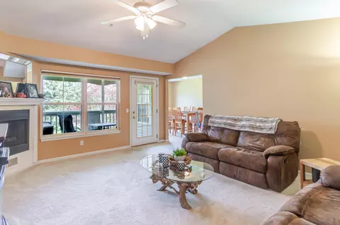 1137 Curzon Ct #203, Howell, MI 48843