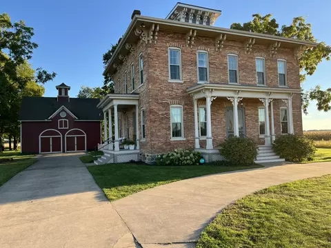 15501 Indian Prairie Rd, White Pigeon, MI 49099