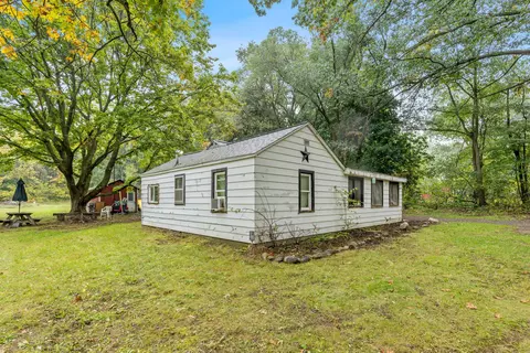 Exterior - 9890 Fish Rd, Belding, MI 48809 photo 1 of 6