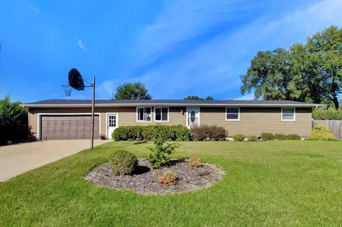 4355 Vine St, Bridgman, MI 49106