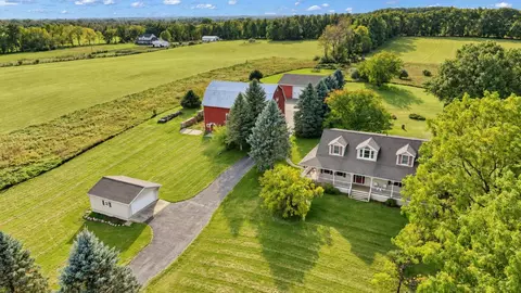4260 Sylvan Rd, Grass Lake, MI 49240