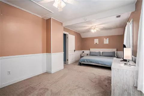 Bedroom - 22 W Ash St, Three Oaks, MI 49128 photo 3 of 3