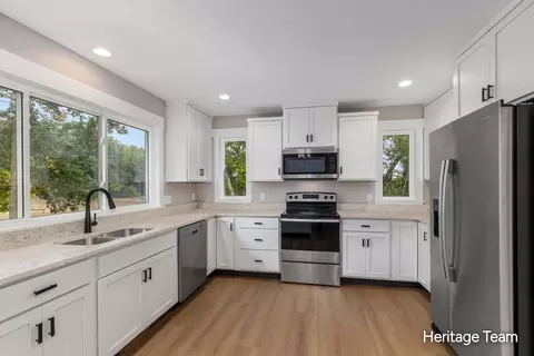 Kitchen - 690 Pierce Rd, Plainwell, MI 49080 photo 2 of 5