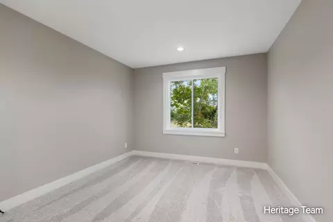 Bedroom - 690 Pierce Rd, Plainwell, MI 49080 photo 4 of 4