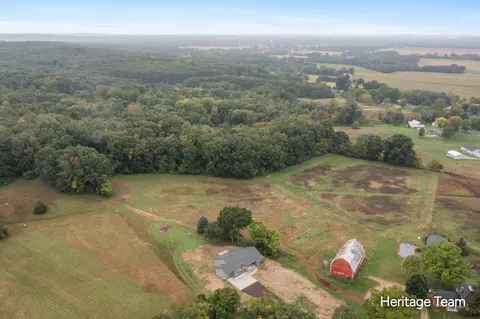 View/Area - 690 Pierce Rd, Plainwell, MI 49080 photo 2 of 3