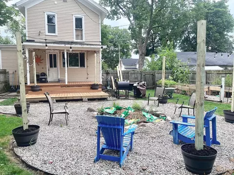 Exterior - 711 Maple St, Three Rivers, MI 49093 photo 5 of 6