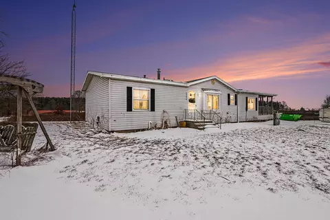 Exterior - 68854 34th Ave, Covert, MI 49043 photo 1 of 5