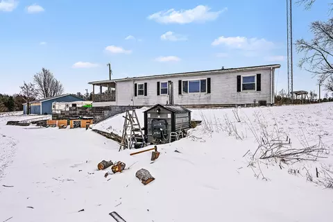 Exterior - 68854 34th Ave, Covert, MI 49043 photo 5 of 5