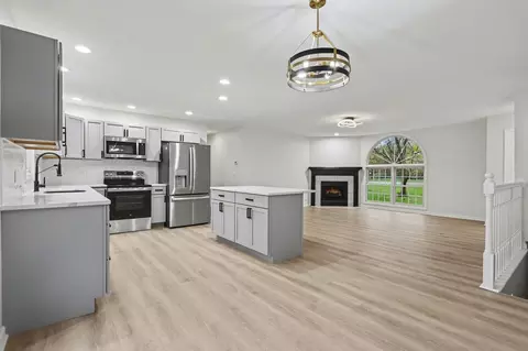 Living - 676 N 10th St, Plainwell, MI 49080 photo 4 of 5