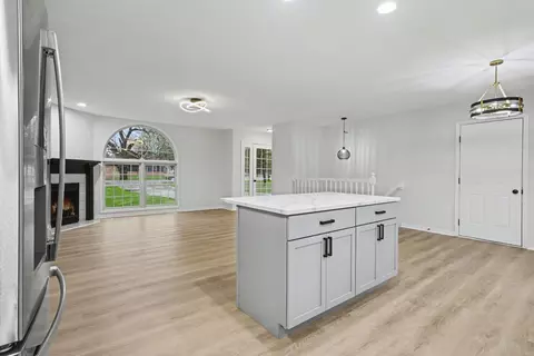 Living - 676 N 10th St, Plainwell, MI 49080 photo 3 of 5