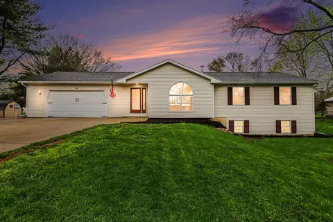 Exterior - 676 N 10th St, Plainwell, MI 49080 photo 7 of 7