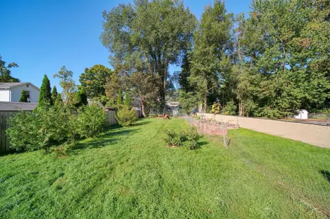 Exterior - 511 N Summit St, Adrian, MI 49221 photo 18 of 19