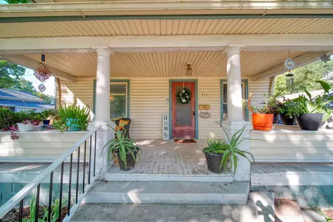Exterior - 511 N Summit St, Adrian, MI 49221 photo 7 of 19