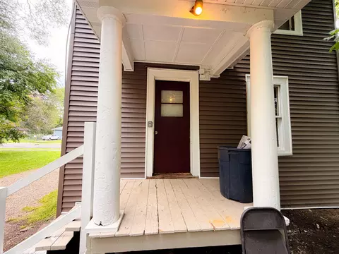 Exterior - 781 E High St, Benton Harbor, MI 49022 photo 6 of 8
