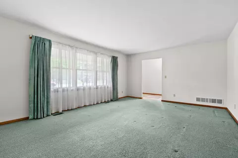 Living - 52135 Nancy Ln, Three Rivers, MI 49093 photo 1 of 3