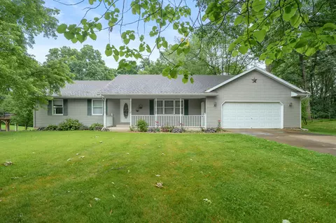 Exterior - 52135 Nancy Ln, Three Rivers, MI 49093 photo 2 of 7