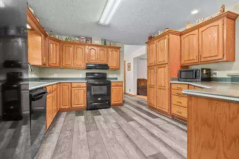 Kitchen - 5607 Ridge Dr, Reading, MI 49274 photo 3 of 3